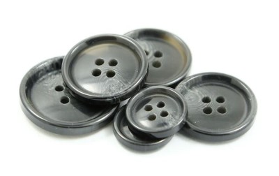 TJ  JK  四眼樹脂鈕扣  西裝扣  大衣扣  15mm  21mm  25mm 45度照